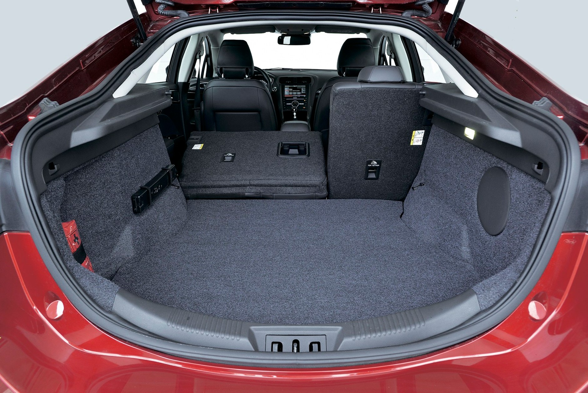 Limuzyny pod lupą - nowa Kia Optima kontra Ford Mondeo, Mazda 6, Opel Insignia i Peugeot 508