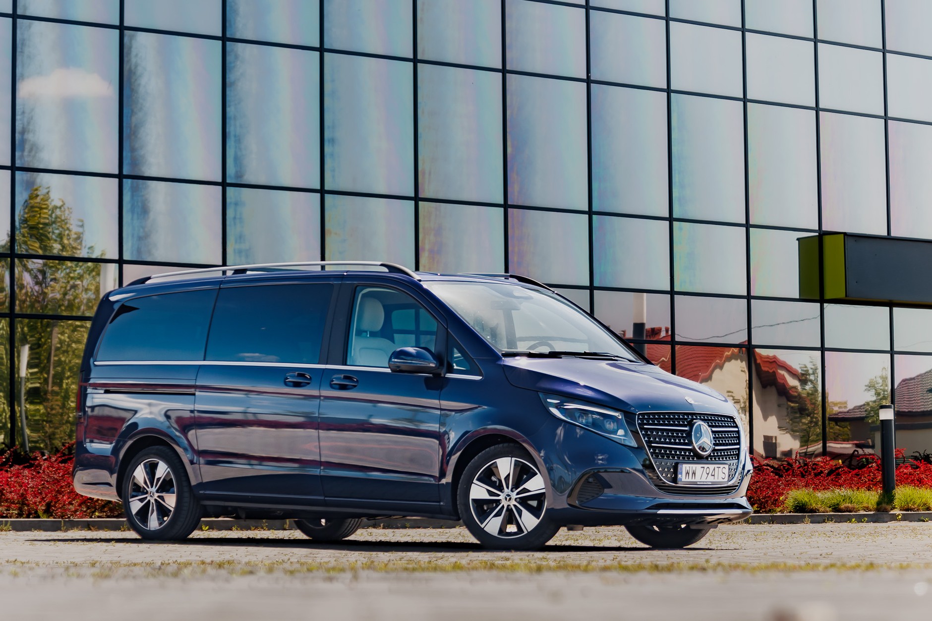 2024 Mercedes V300d