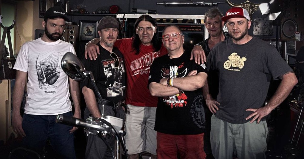 Jurek Owsiak i Aleksander Ostrowski z Motośladu wraz z ekipami Mad Riders i Motocultura7