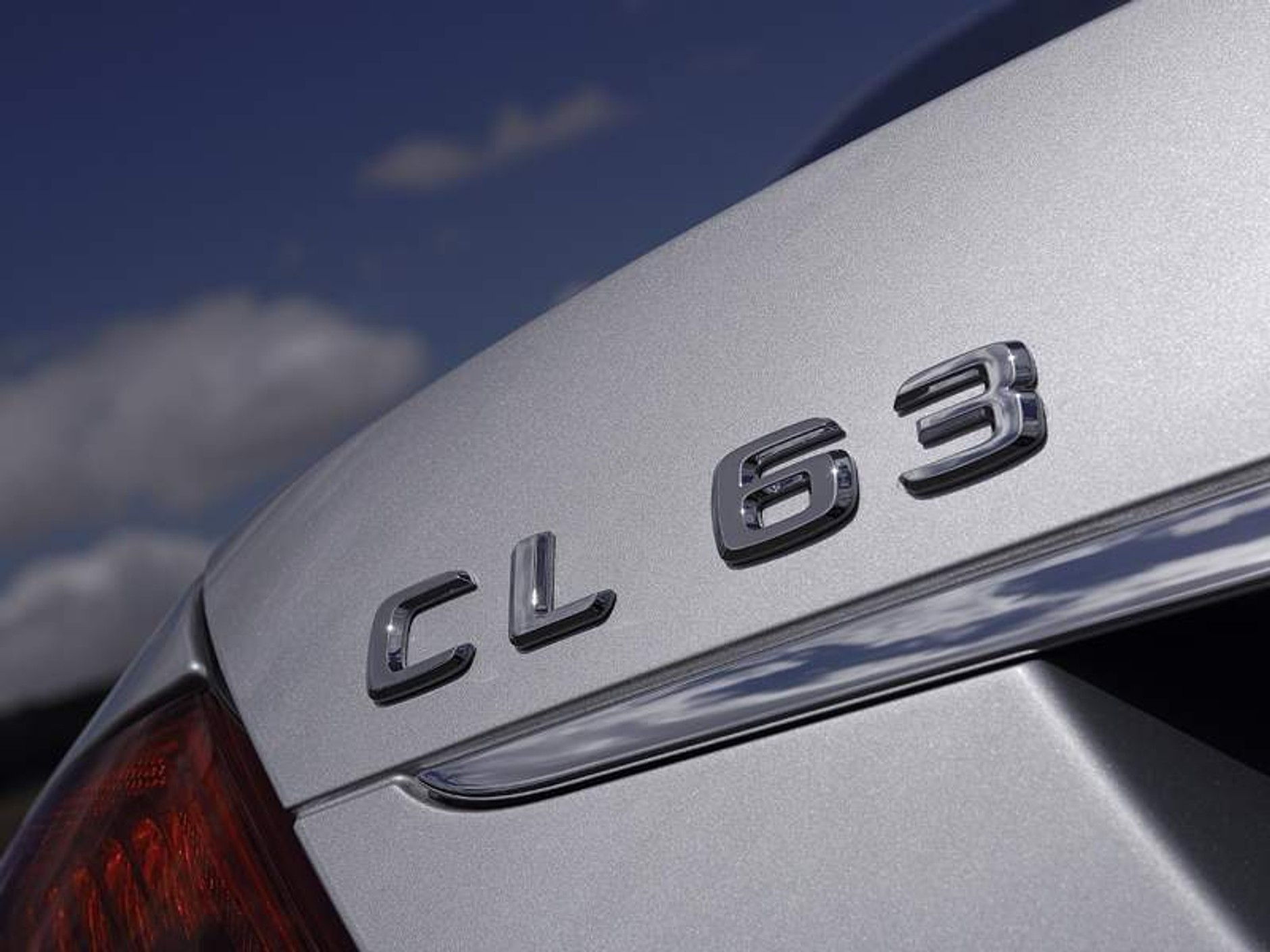 Mercedes-Benz CL 63 AMG – szybki luksus