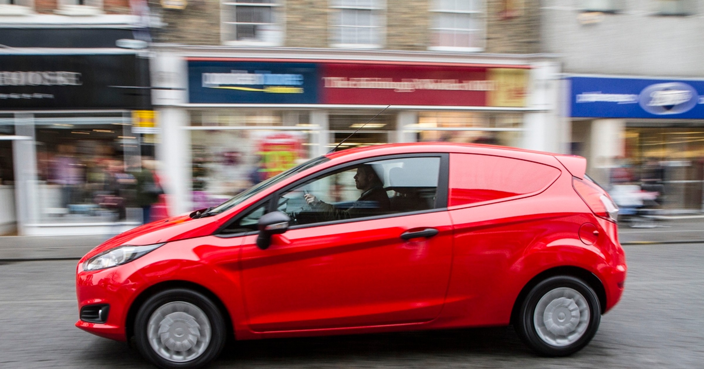 Nowy Ford Fiesta Van
