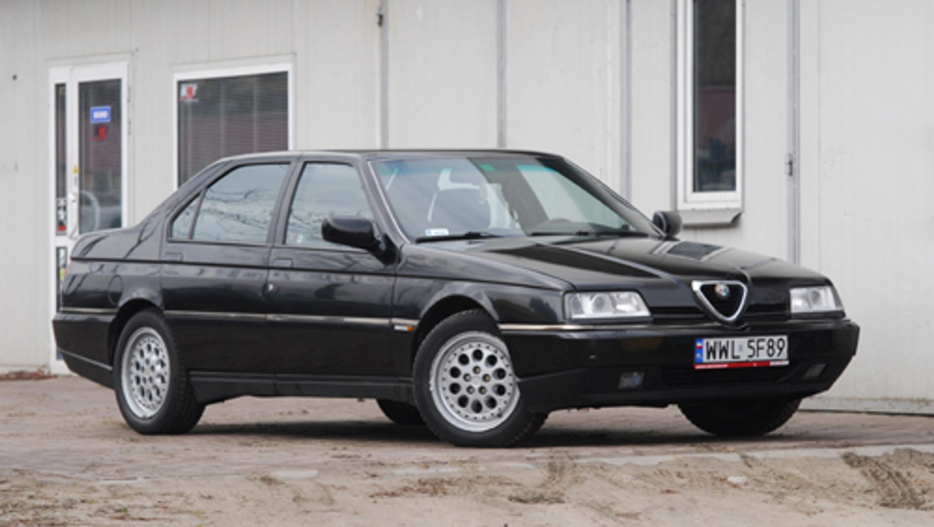 Alfa Romeo 164: Zabawka dla mechanika