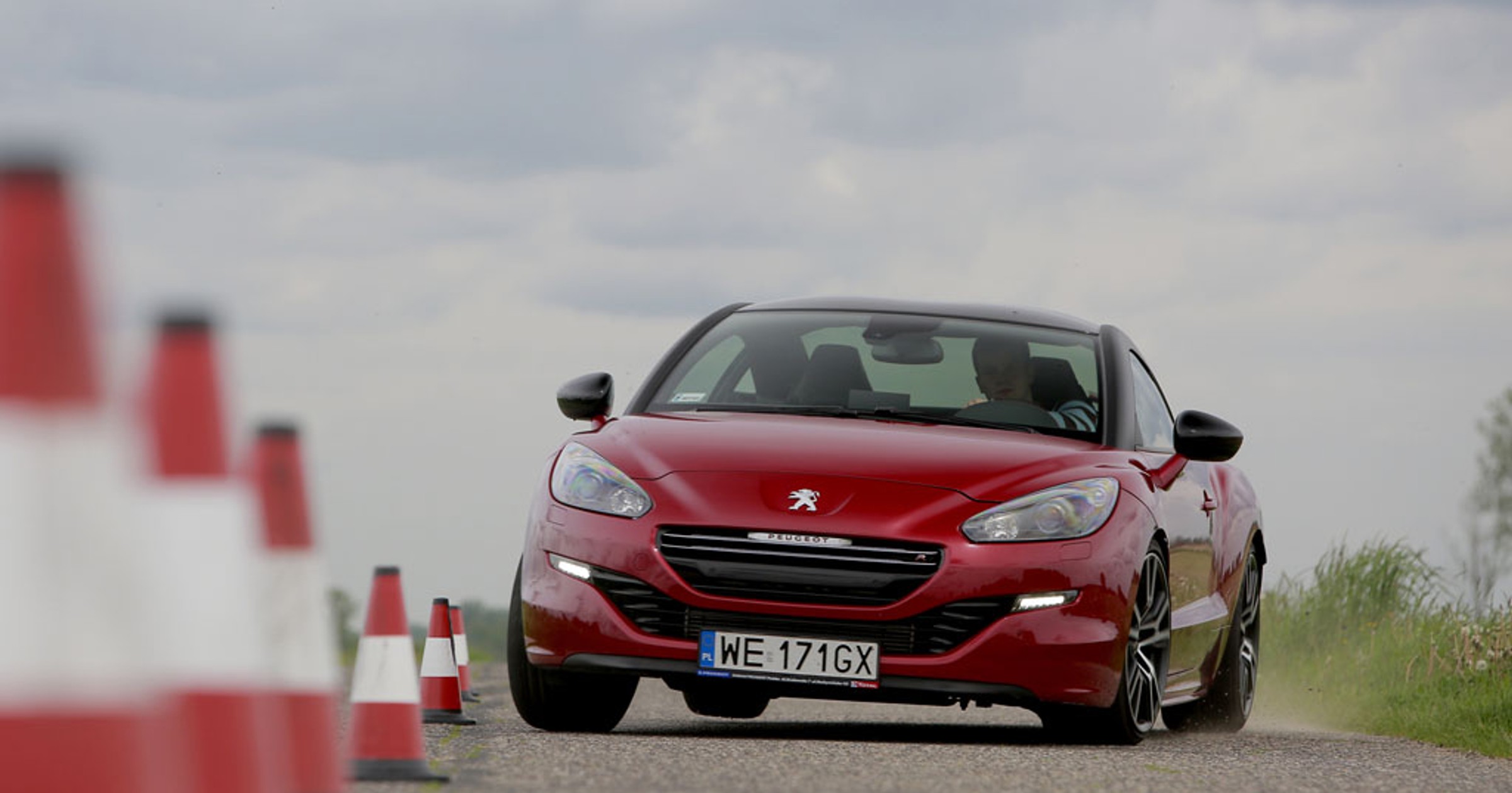 Peugeot RCZ-R