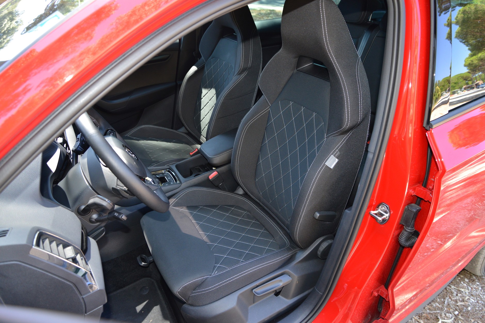 Skoda Karoq 2.0 TSI DSG Sportline