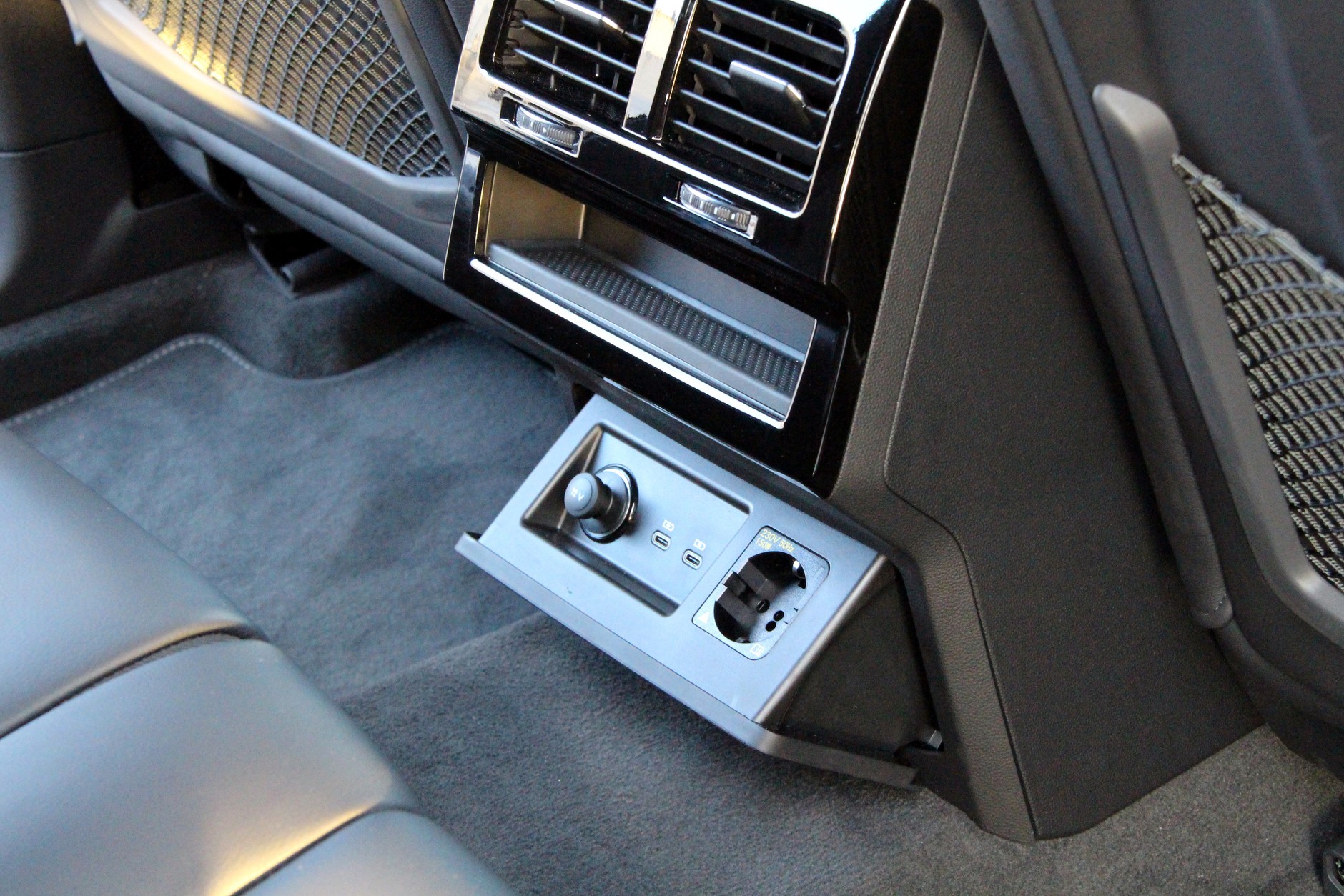 Volkswagen Touareg 3.0 TDI V6 R-Line