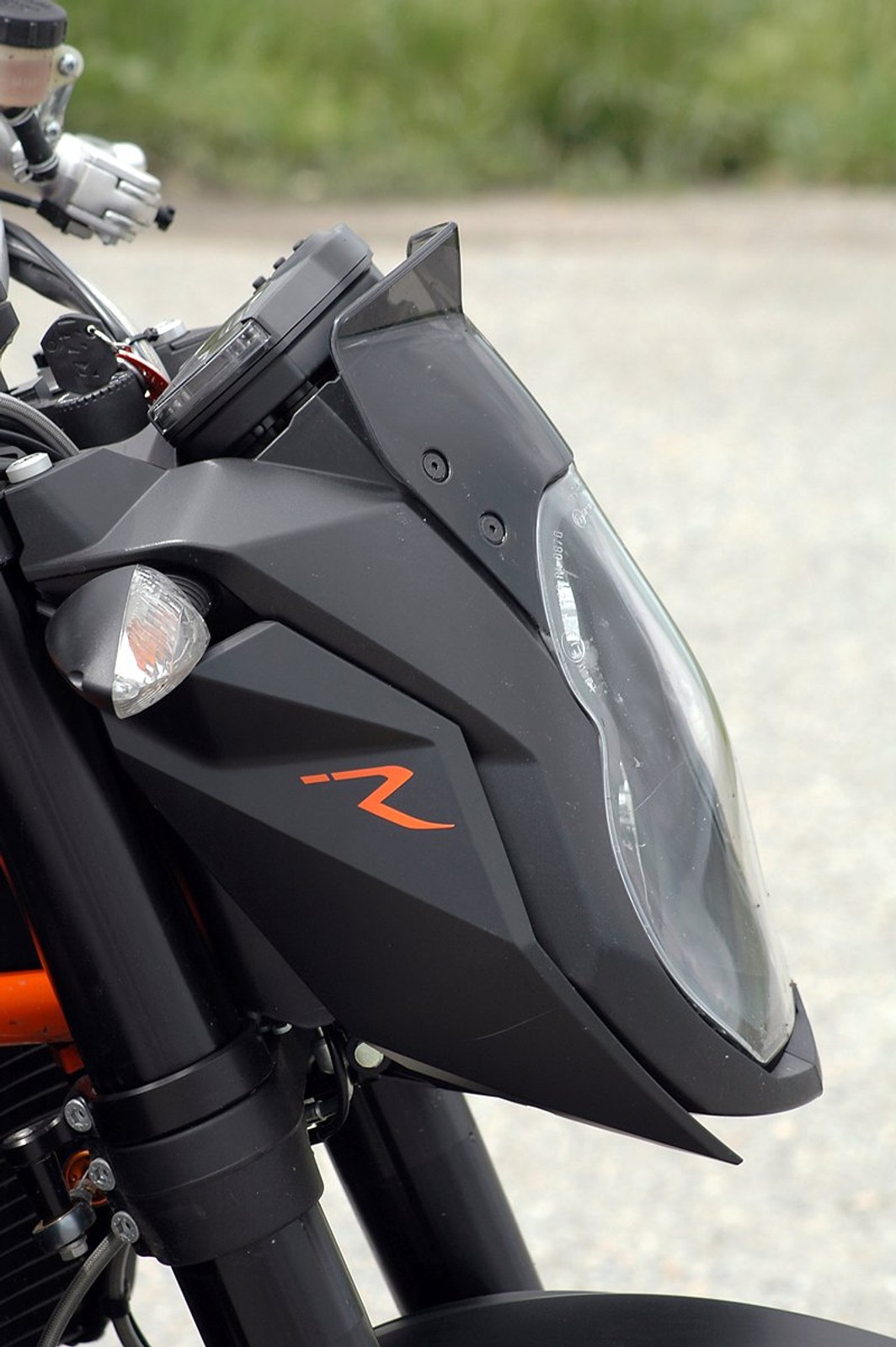 KTM 990 SuperDuke R: Ready to Race