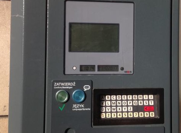 Warszawa 250 zł za brak biletu z parkometru - ratusz chce podnieść opłatę