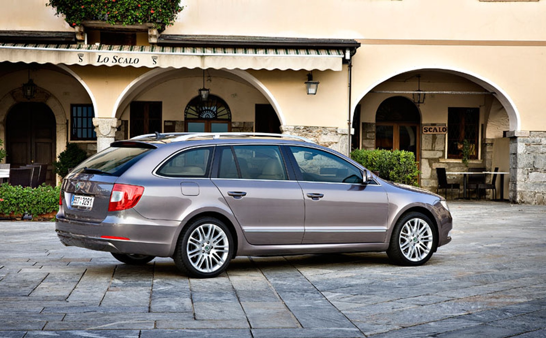 Škoda Superb Combi: pierwsze wrażenia z jazdy