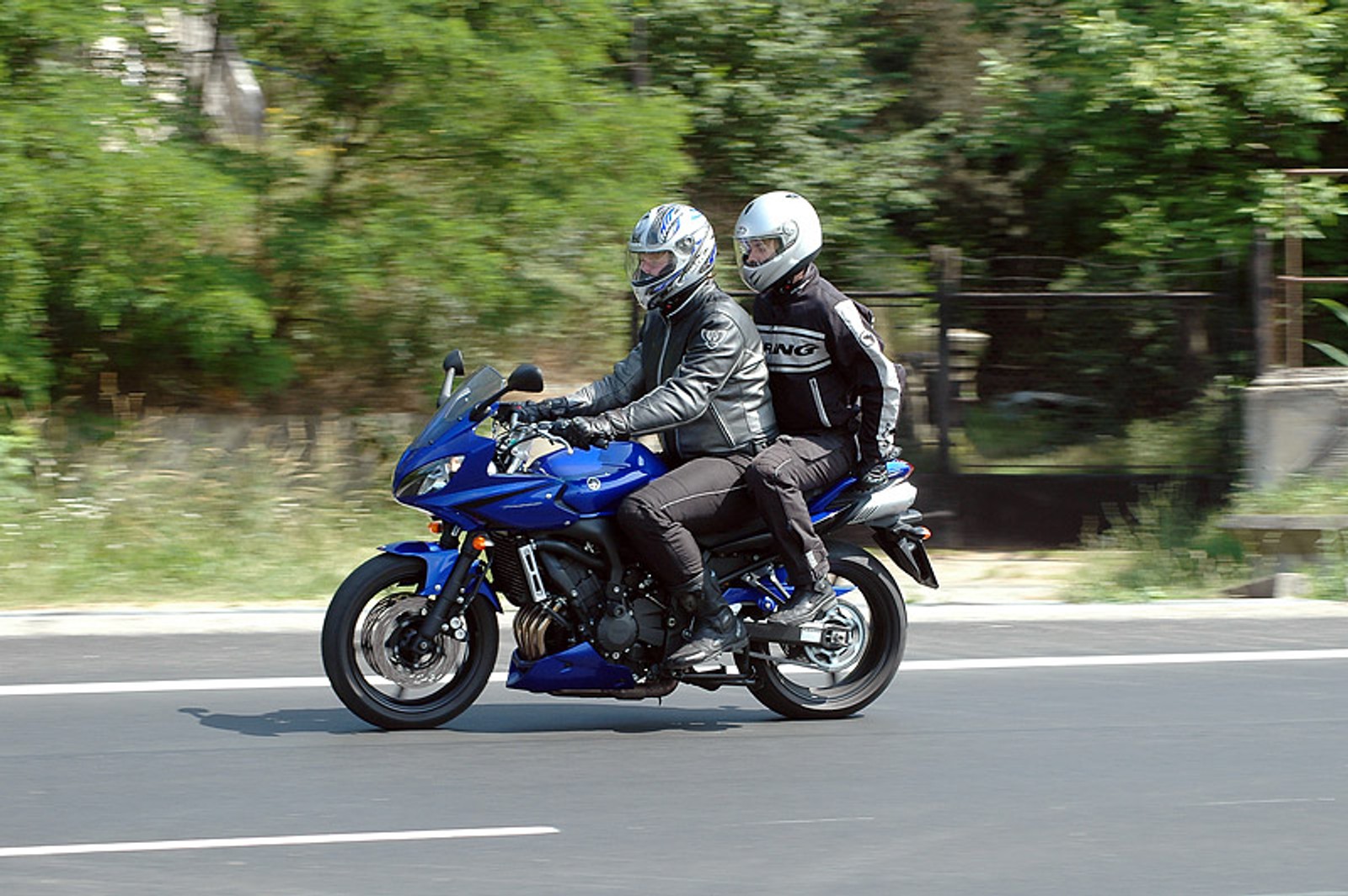 Yamaha FZ6 Fazer S2: motocykl dla dużych i małych (test)