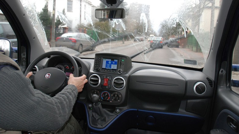 Jak wybrać wycieraczki? Czy najdroższe będą najlepsze?