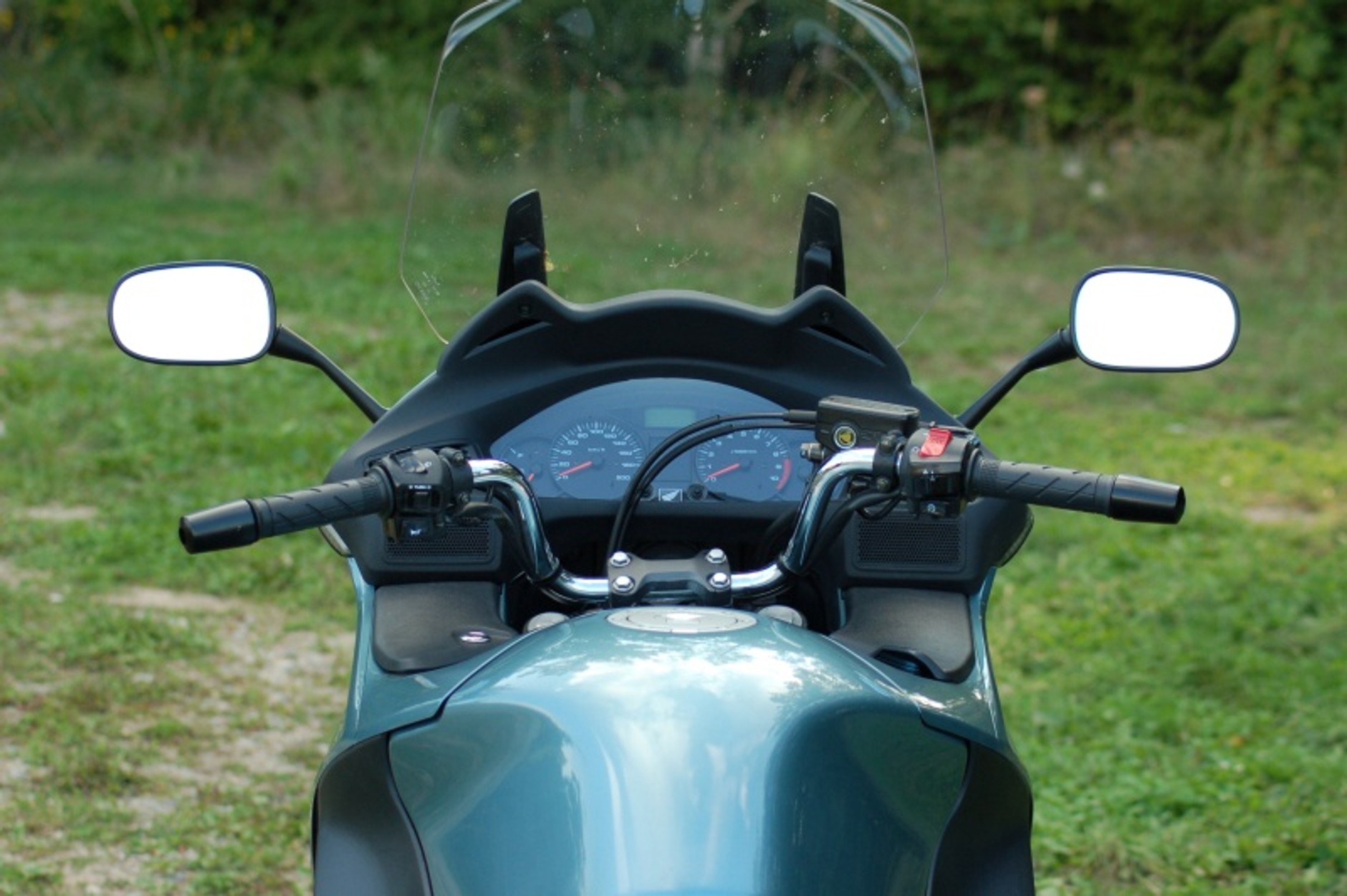 Honda NT700V Deauville – motorem na wakacje (test)