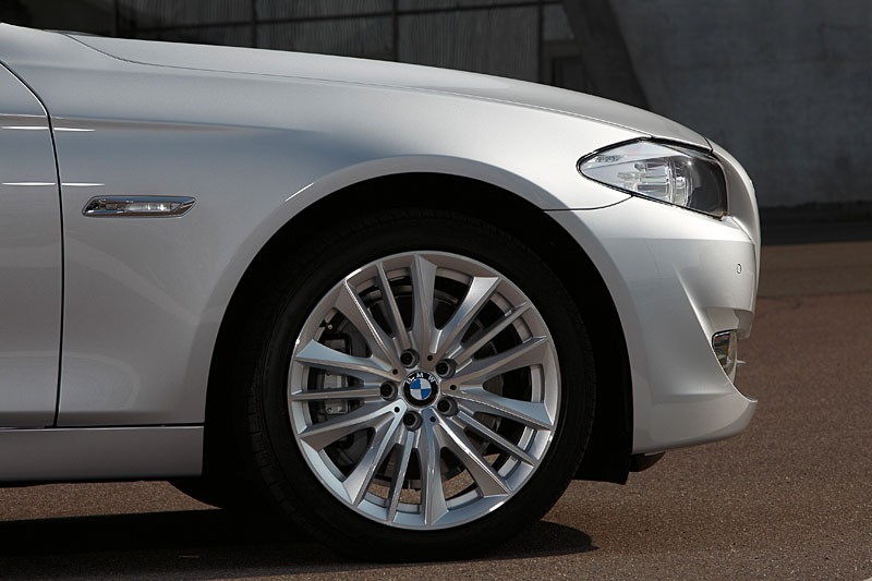 Nowe BMW Seria 5 (F10): informacje, pierwsze zdjęcia i wideo