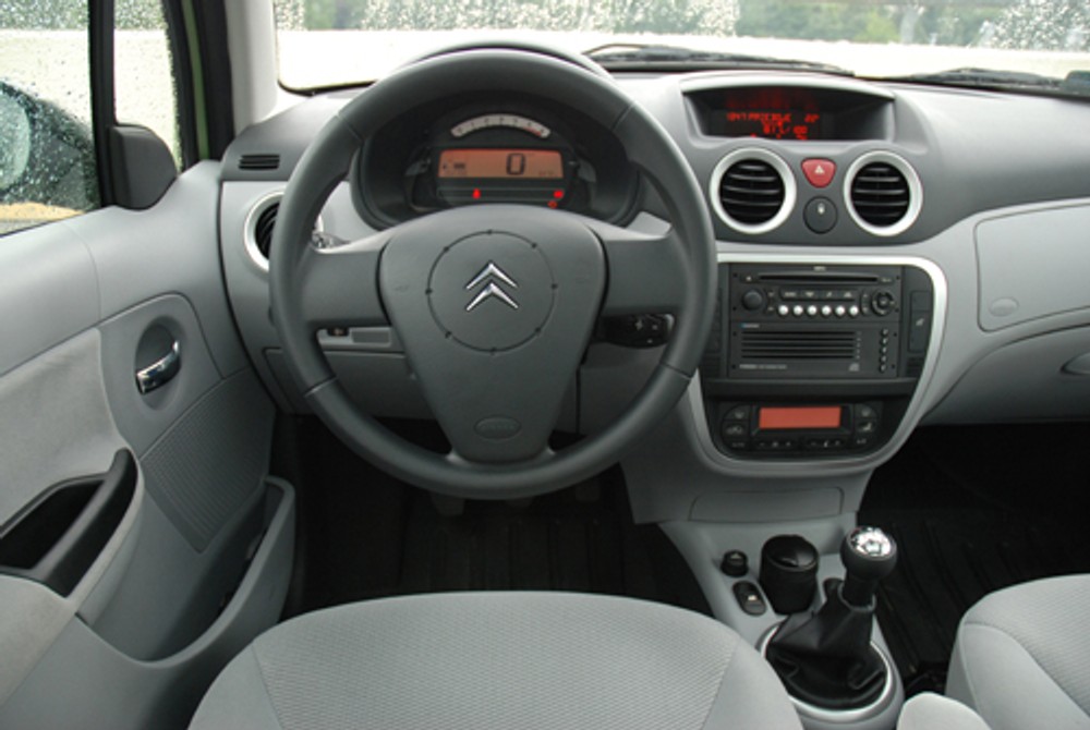 Opel Corsa i Citroen C3 - Nowocześnie i nostalgicznie