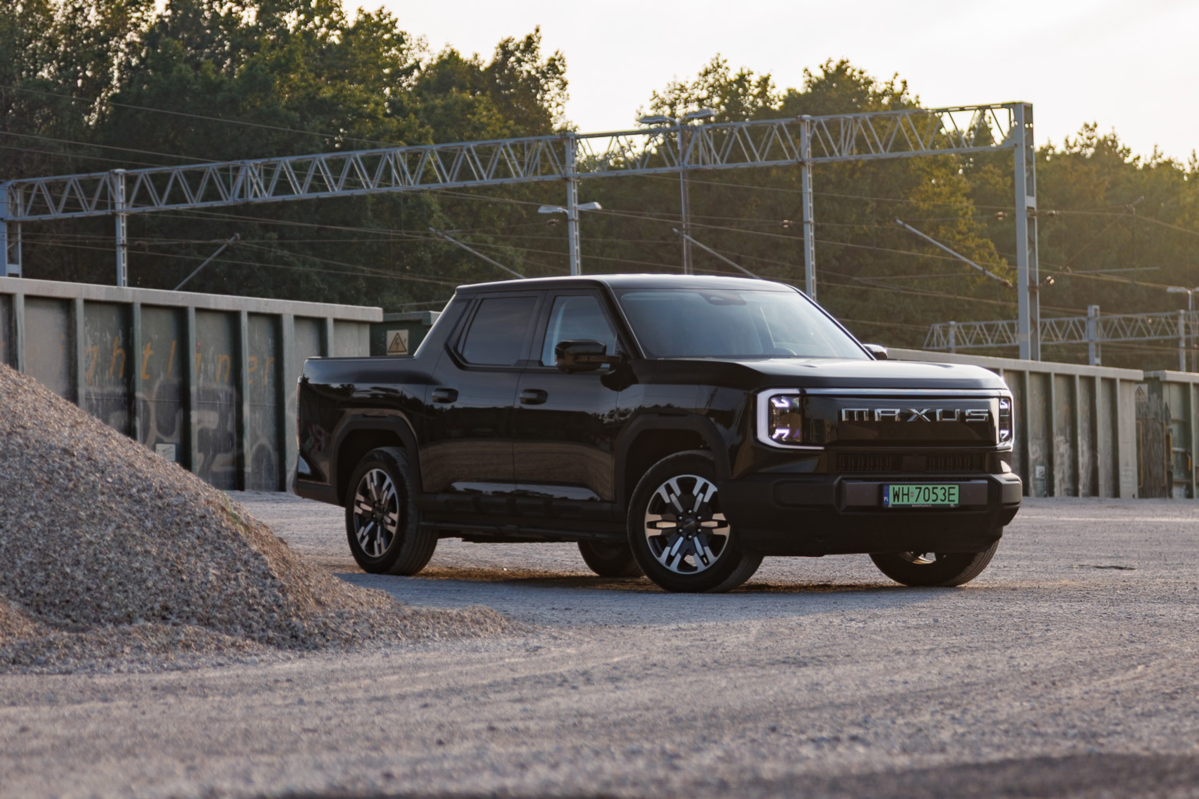 Maxus eTerron 9 robi dobre wrażenie i tak zostaje. Tak wygodnym pikapem jeszcze nie jeździłem