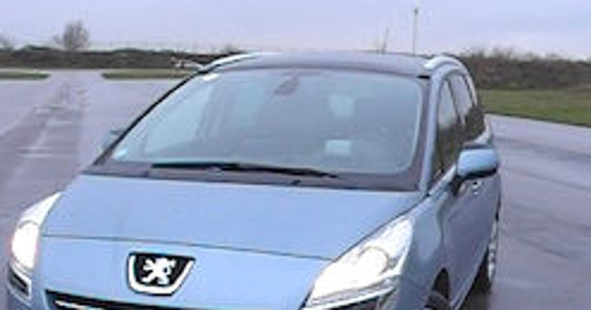 Peugeot ujawnił ceny modelu 5008 w Polsce (wideo)