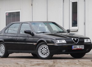 Alfa Romeo 164: Zabawka dla mechanika