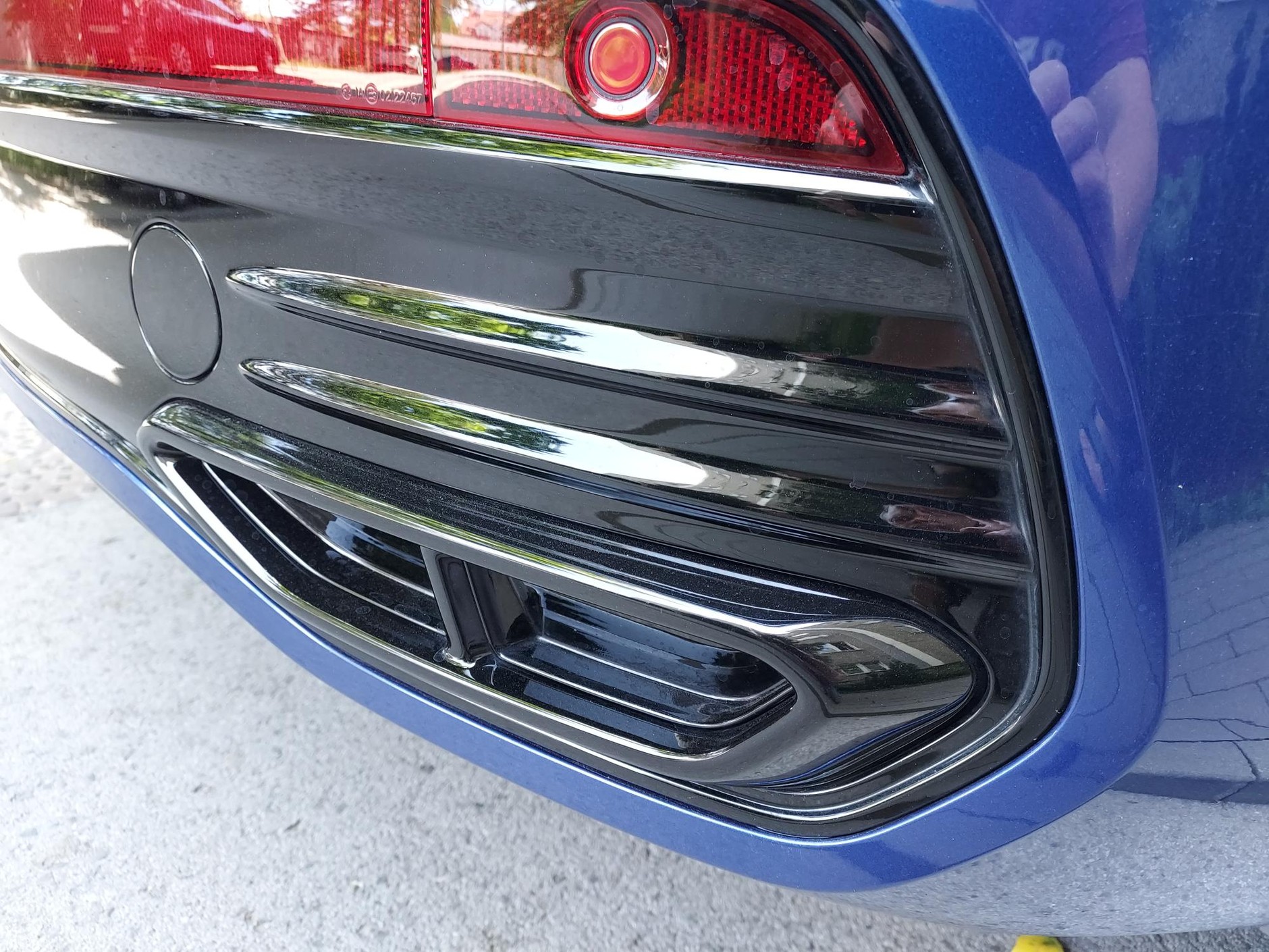 Nawet bazowy Volkswagen Taigo Pure ma czujniki parkowania z przodu i z tyłu