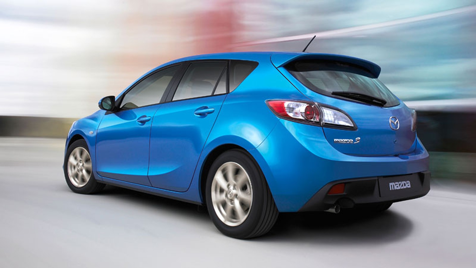 Mazda3: jubileusz i polska prezentacja (ceny) + wideo