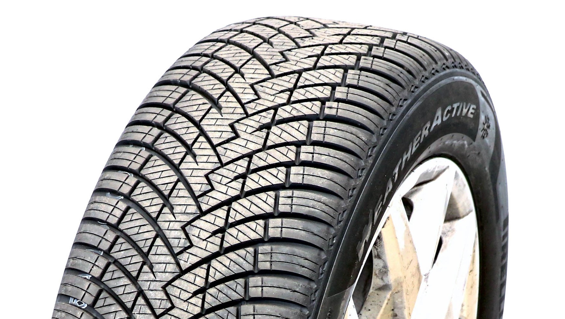 Pirelli Scorpion WeatherActive