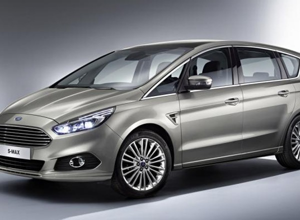 Odmłodzony Ford S-MAX w Paryżu