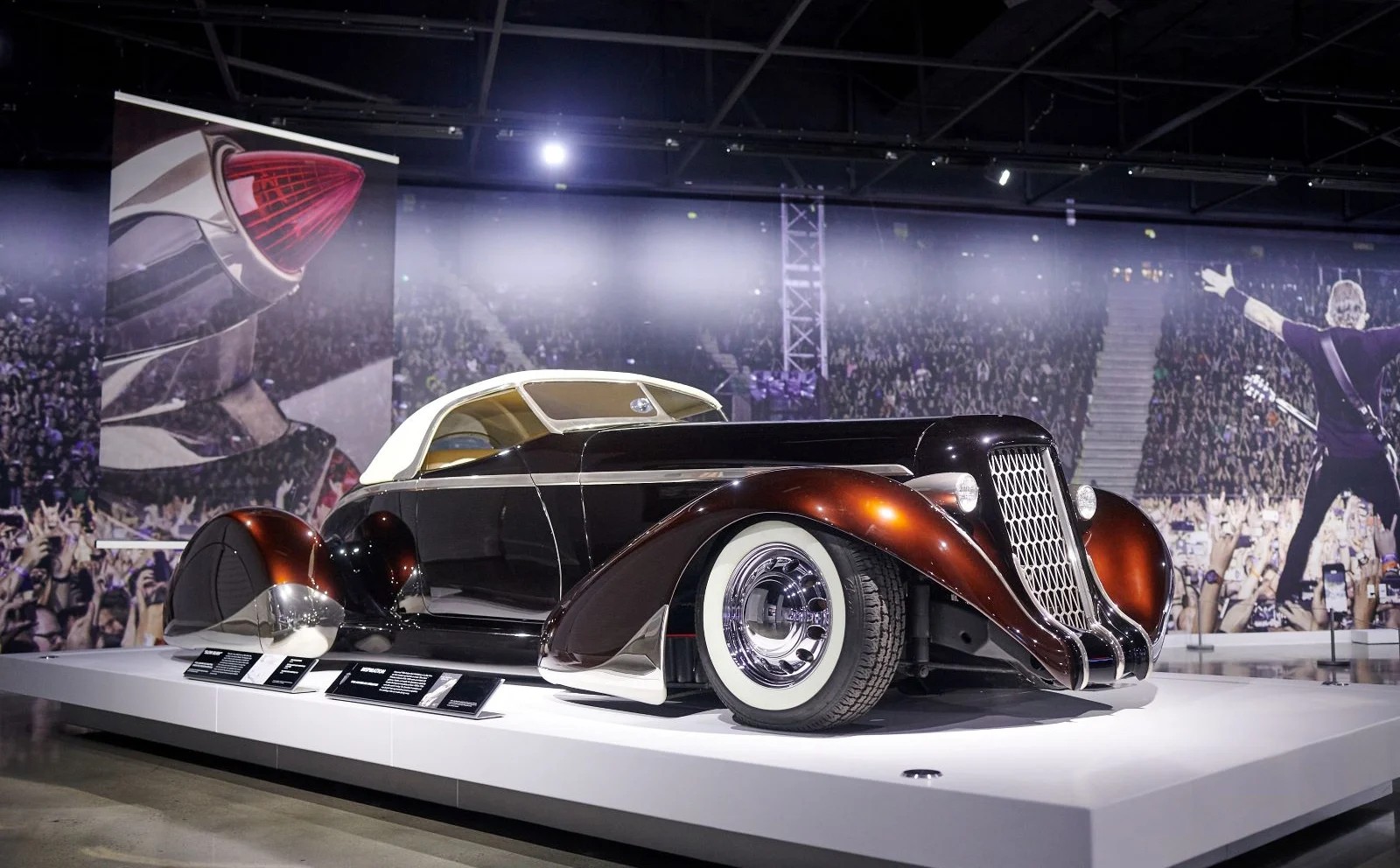Auburn 852 Boattail Speedster Jamesa Hetfielda (Metallica)