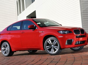 BMW wzywa do serwisu modele X5 i X6. Sprawa jest poważna. Dotyczy ponad 10 tys. samochodów