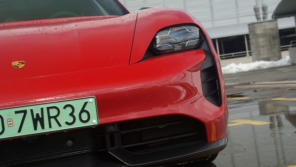 To prawdopodobnie najlepiej brzmiący elektryk na rynku. Przekona petrolheada?