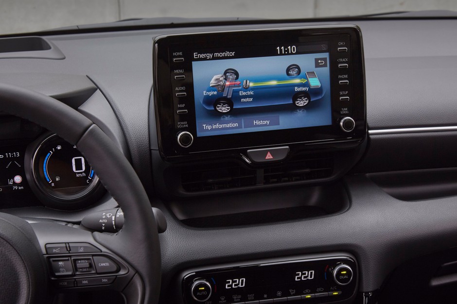 Mazda 2 Hybrid 2022