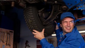 Nie każda diagnoza mechanika okazuje się trafiona. Gorzej, jeśli za błąd fachowca klient musi płacić podwójnie.