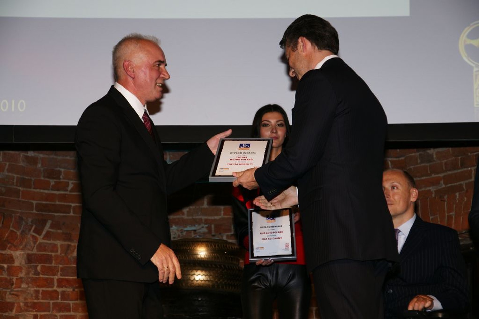 Plebiscyt ZŁOTA KIEROWNICA Auto Świata rozstrzygnięty