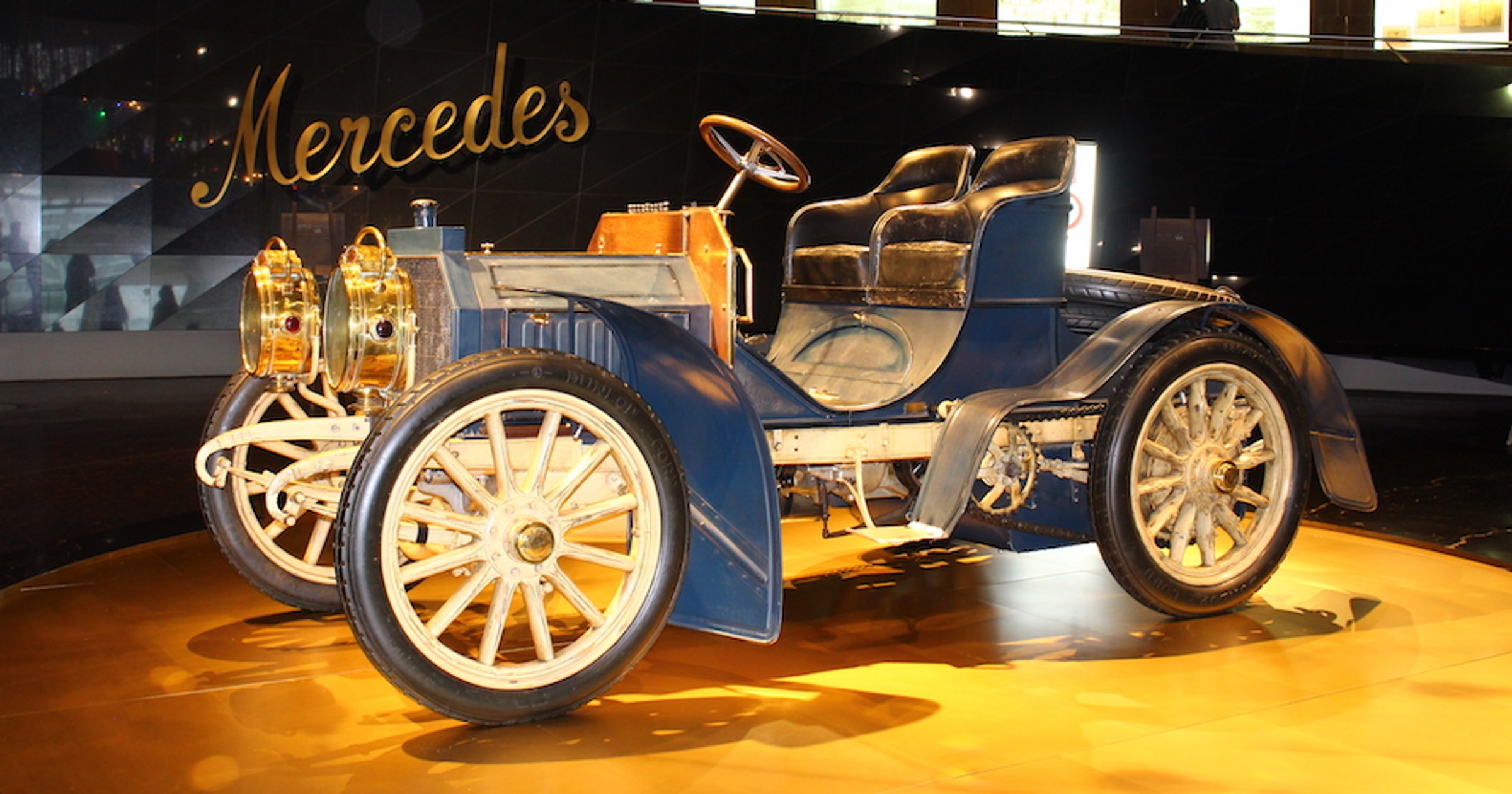 Muzeum Mercedesa w Stuttgarcie