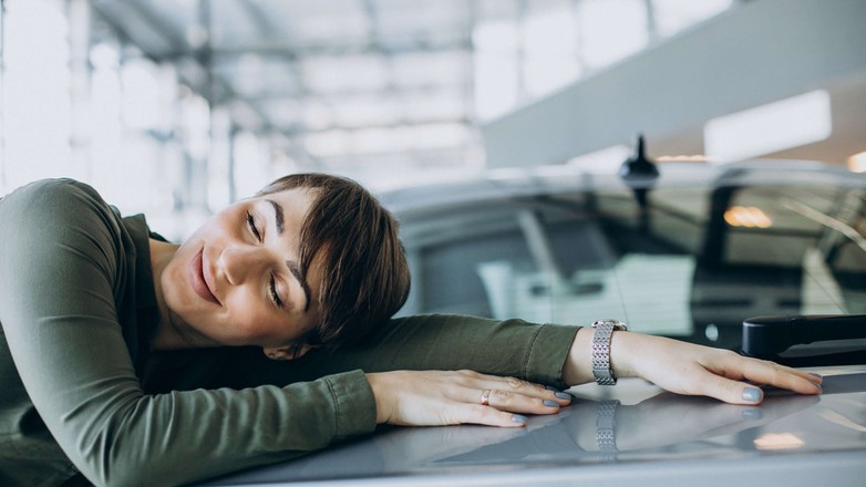 Polscy kierowcy kochają swoje auta bardziej niż Włosi czy Francuzi