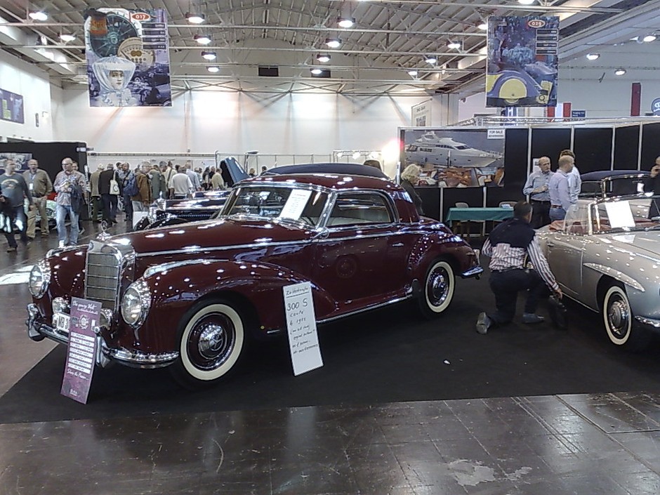 Techno-Classica Essen – oldtimery na salonie