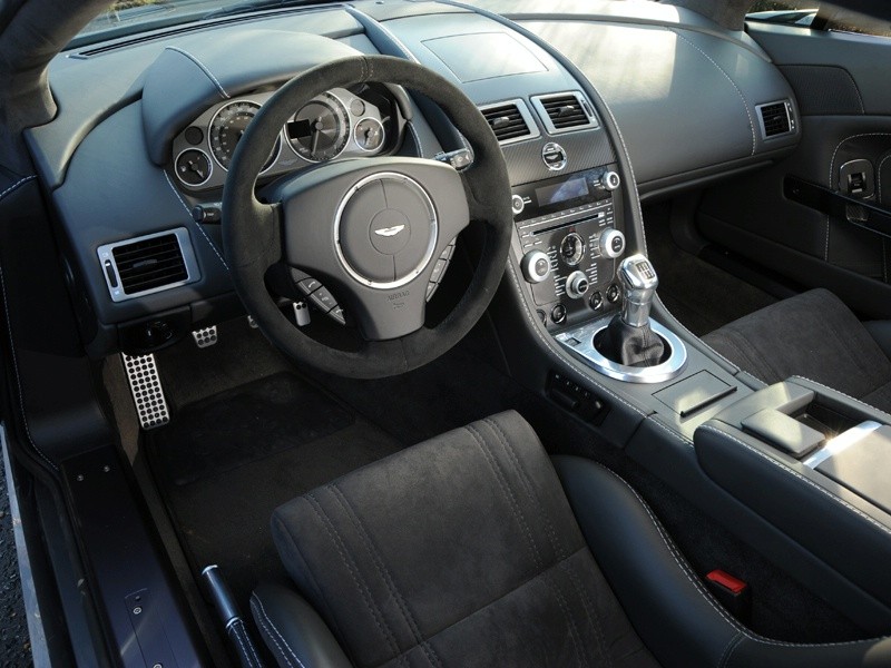Genewa 2009: Aston Martin V12 Vantage – większy silnik dla małego Astona