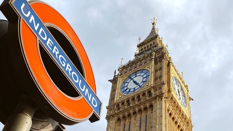Londyn: Big Ben i symbol metra