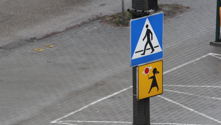 Policjanci prowadzili specjalną akcję. Sprawdzali okolice szkół