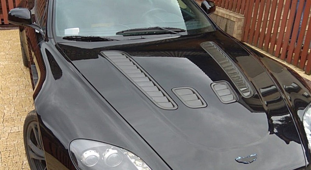 Policja odzyskała luksusowe auto za pół miliona