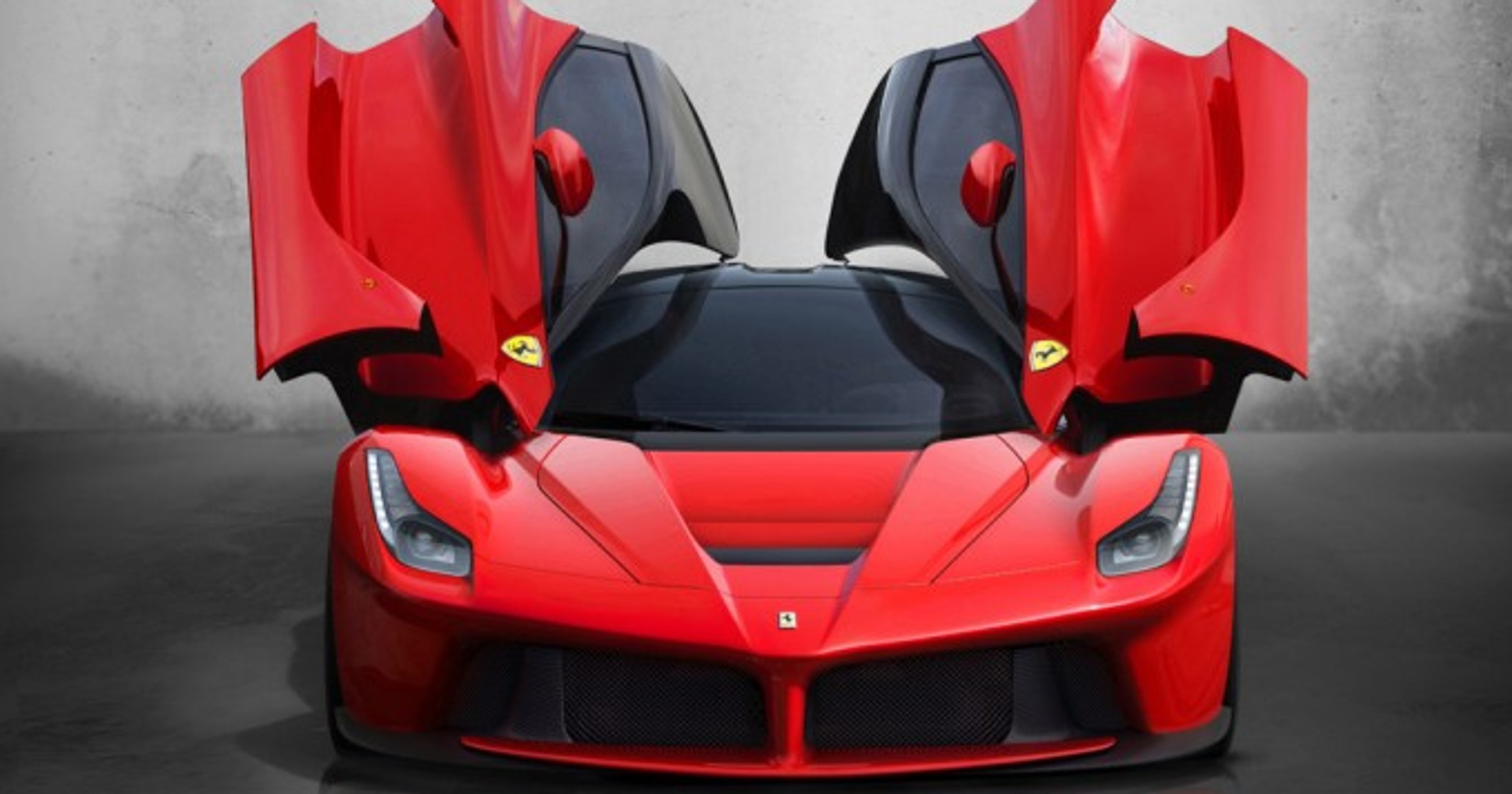 Robert Lewandowski przesiada się do Ferrari
