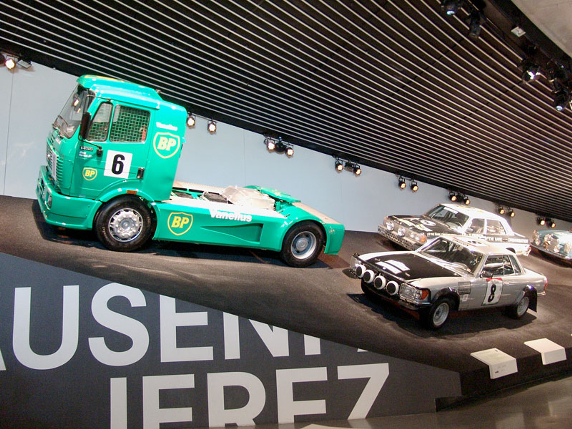 Mercedes-Benz Muzeum - tym razem sport (4. część)