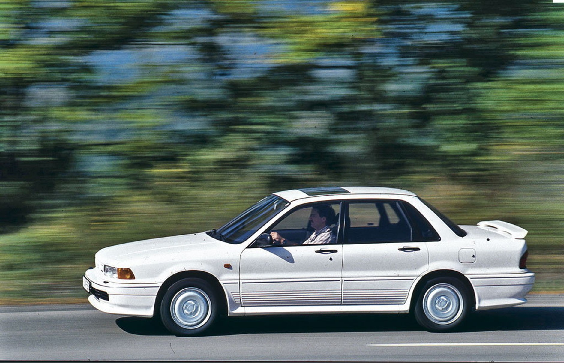 Mitsubishi Galant GTi-16V Dynamic 4