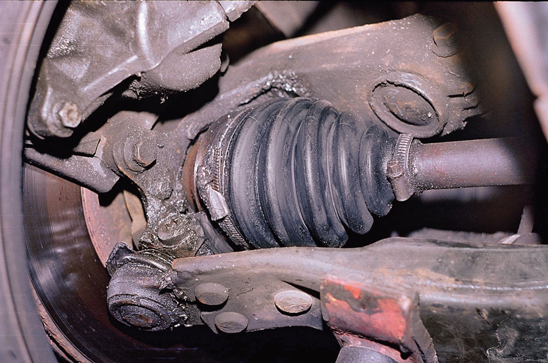 Druciarstwo, czyli co można zrobić autu - wymiana przegubu