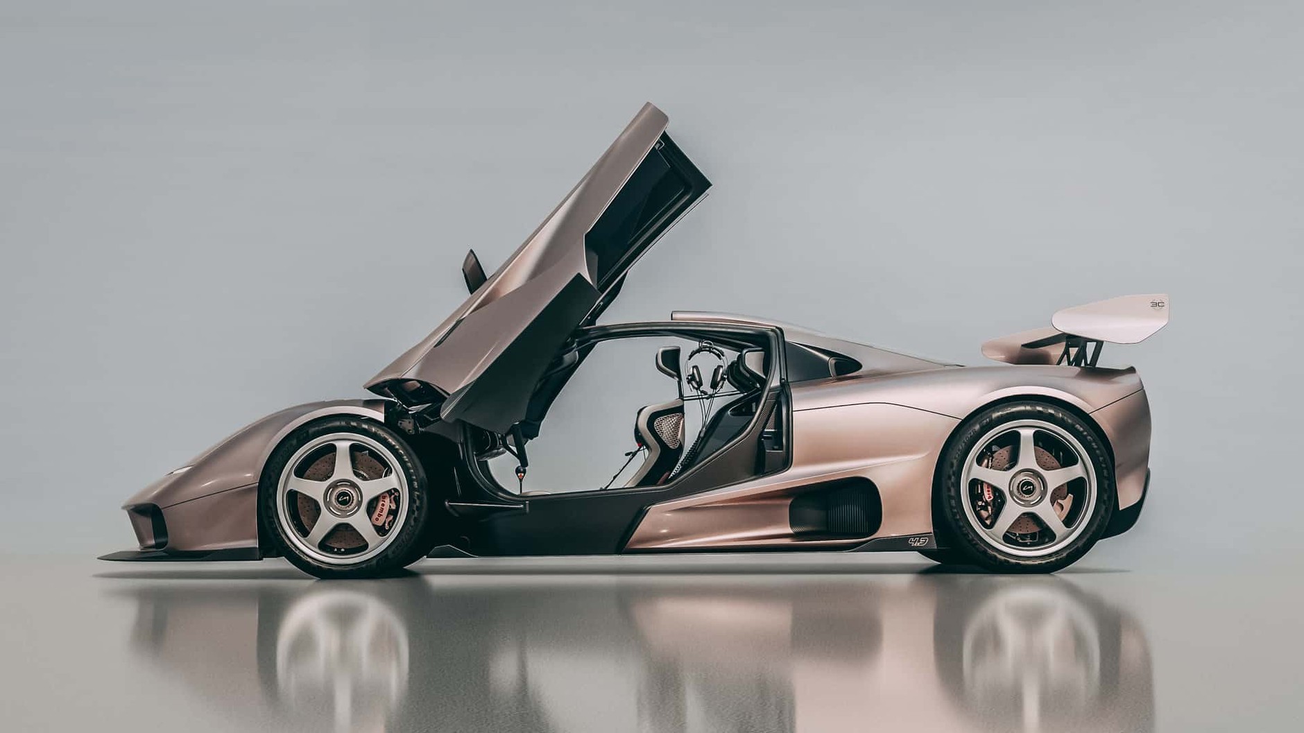 Gordon Murray Automotive S1 LM