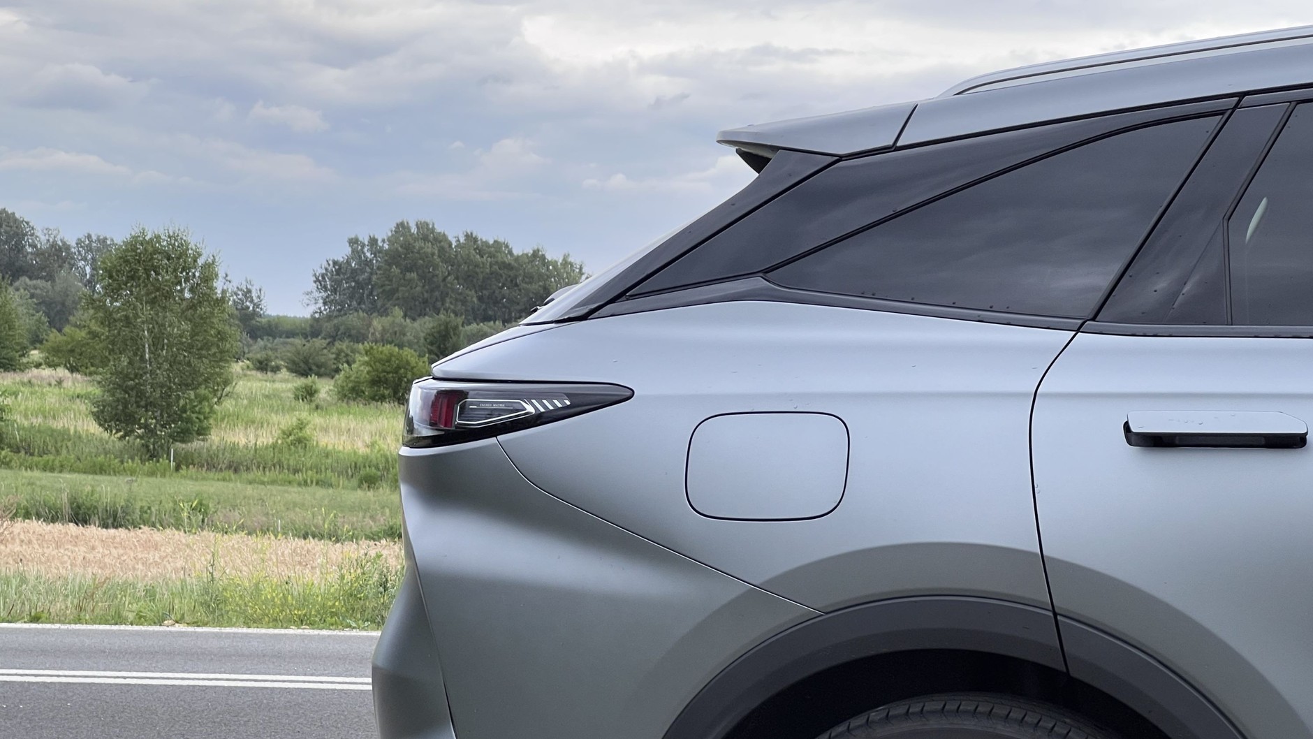 Omoda 9 Super Hybrid