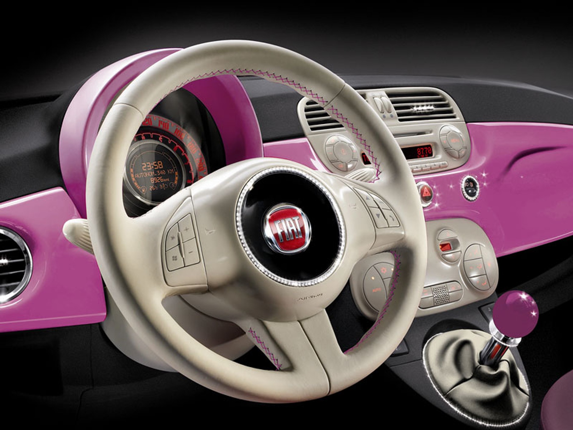 Fiat 500 Barbie: dla słynnej lalki na 50. urodziny