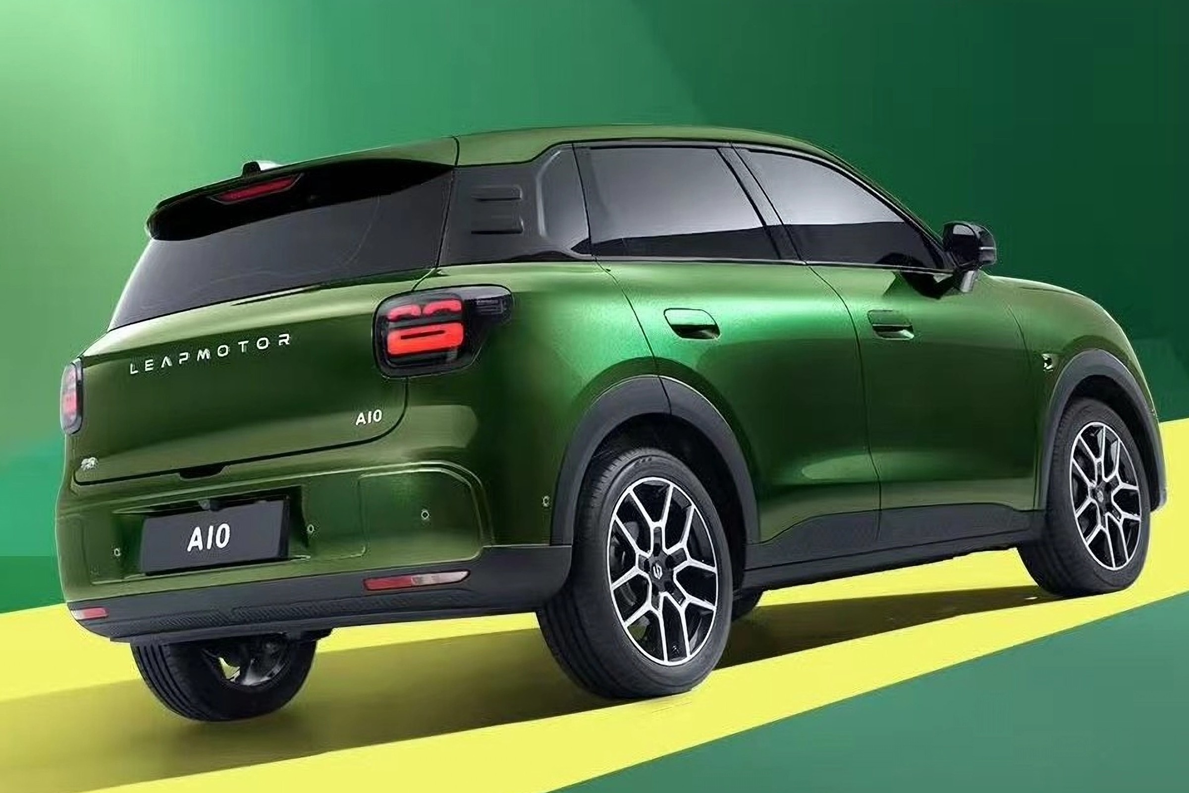 Leapmotor pokazał kolejnego SUV-a. B03X może być jednym z najtańszych aut w klasie