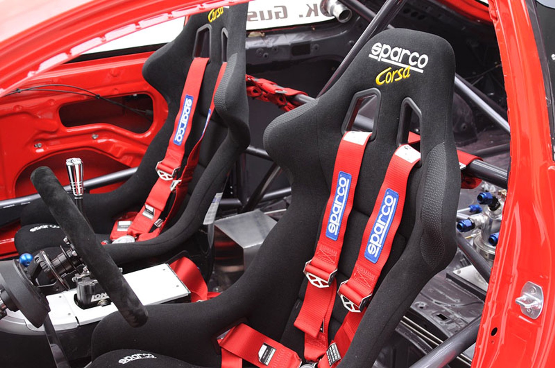 Driftujący Scion tC