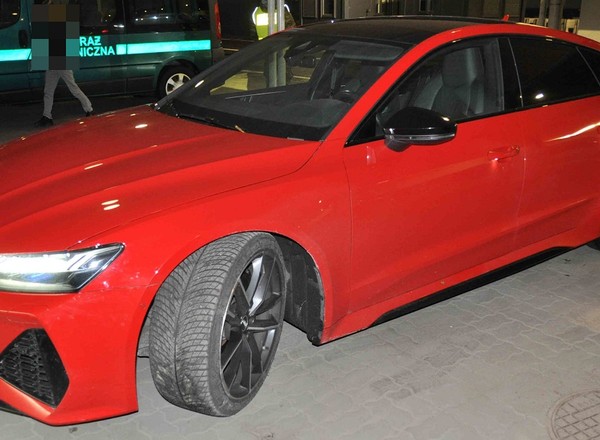 Przyjechał Audi RS7 na granicę z Ukrainą. Funkcjonariusze od razu nabrali podejrzeń