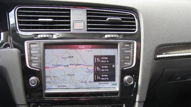 Dowiedz się wszystkiego o nowym radiu w VW Golfie VII