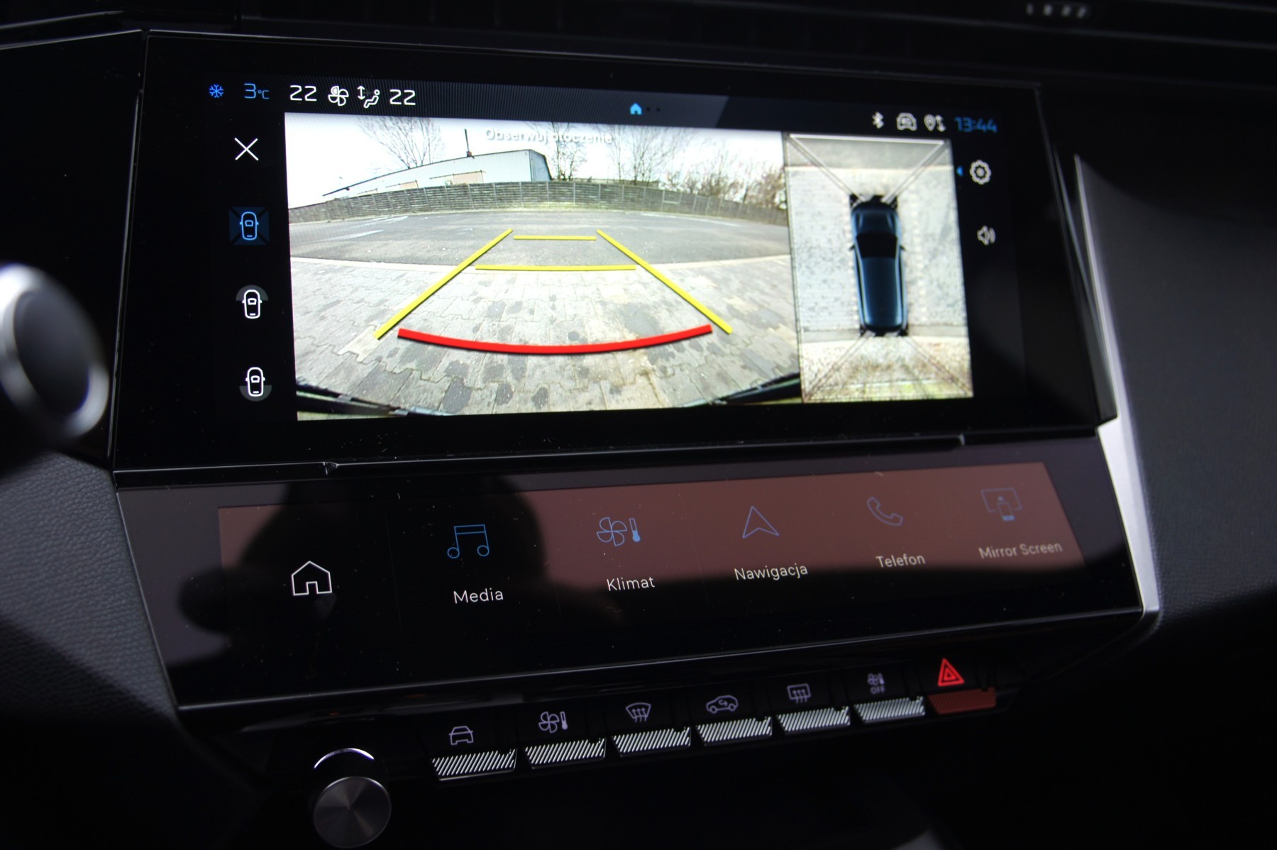 Peugeot 308 1.2 Hybrid 145 KM