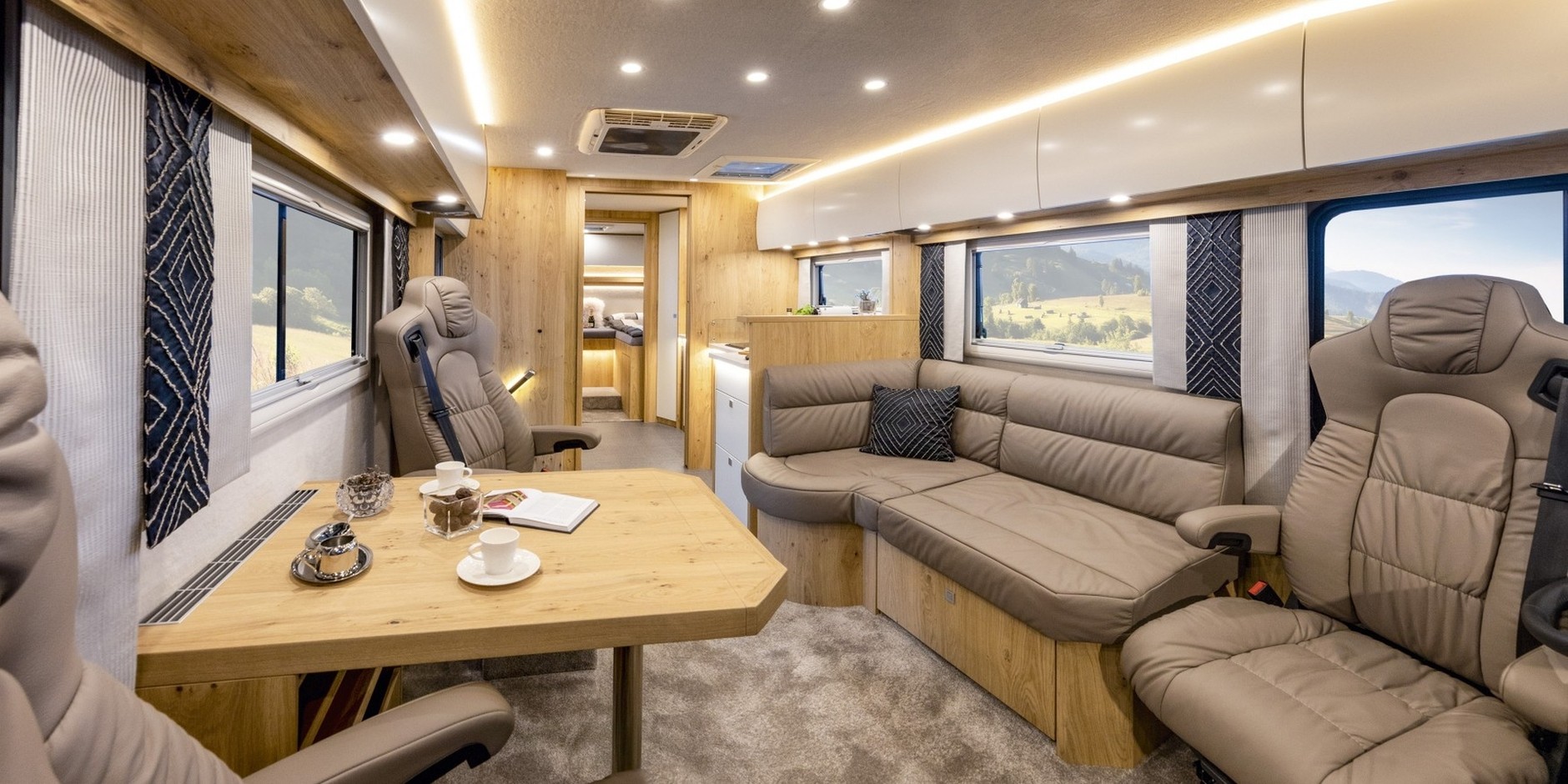 Vario Perfect - luksusowy kamper